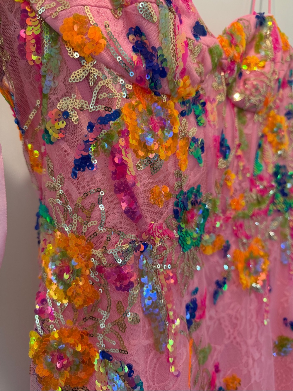 BRAND NEW- Mac Duggal Pink Floral Sequin Evening Gown sz 8 - Picture 8 of 12